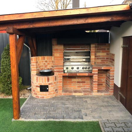 Siraly Apartman Hajdúnánás Extérieur photo