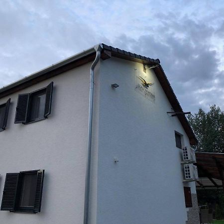 Siraly Apartman Hajdúnánás Extérieur photo