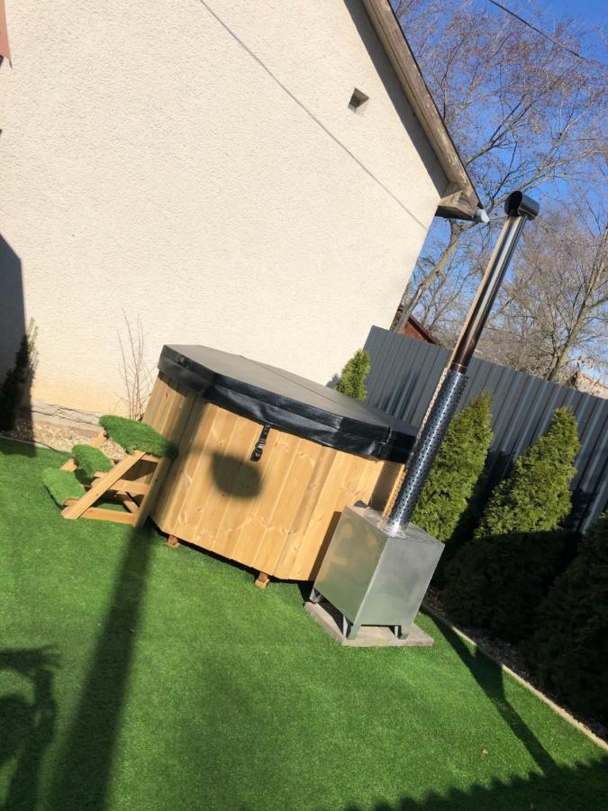 Siraly Apartman Hajdúnánás Extérieur photo