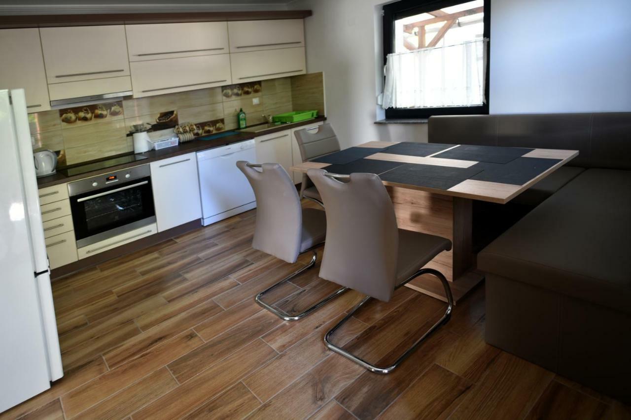 Siraly Apartman Hajdúnánás Extérieur photo