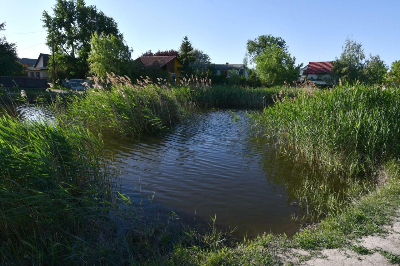 Siraly Apartman Hajdúnánás Extérieur photo